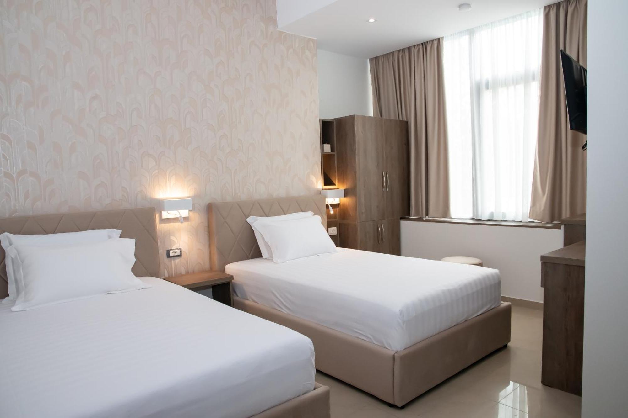 Alv Rent Rooms Vlorë Extérieur photo