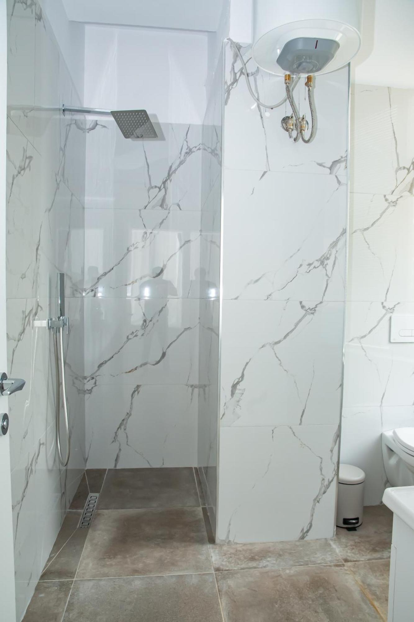 Alv Rent Rooms Vlorë Extérieur photo