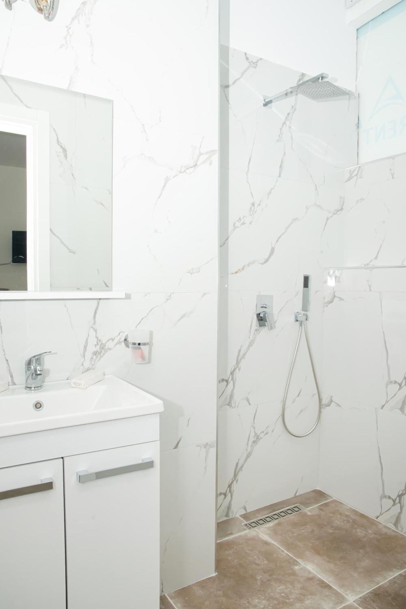 Alv Rent Rooms Vlorë Extérieur photo