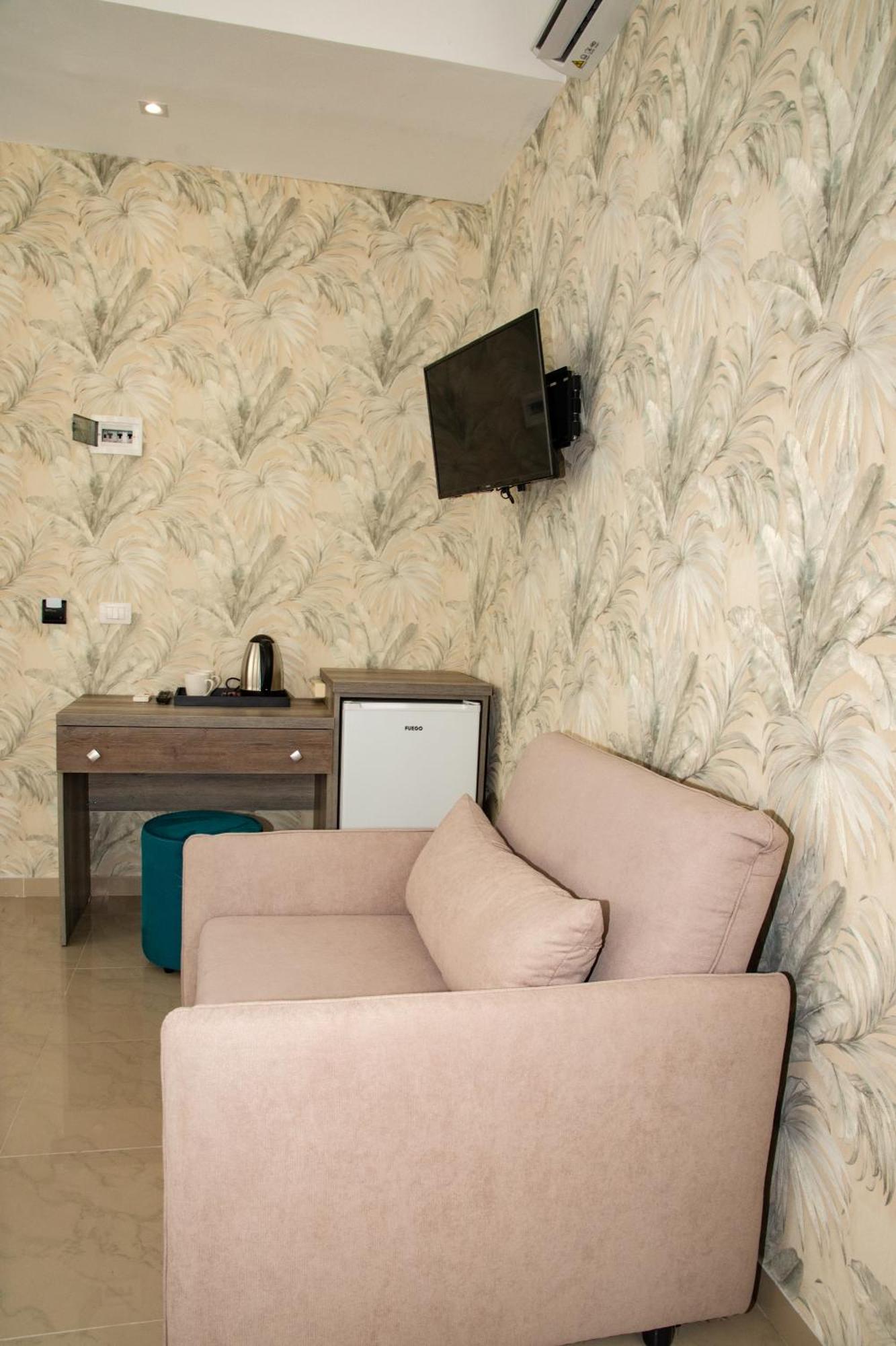 Alv Rent Rooms Vlorë Extérieur photo